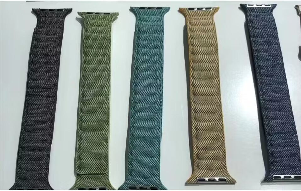 Apple Watch 밴드 용 새 오리지널 데님 나일론 - Milanese Loop Magnetic 리뷰 및 가격